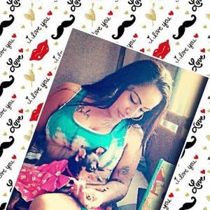 Meet your Posher, Angela